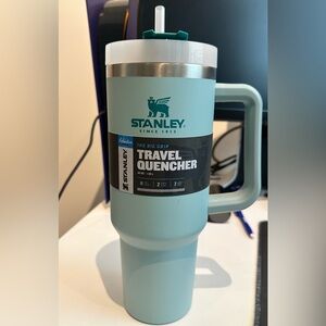 BNWT Stanley Seafoam 40oz Tumbler